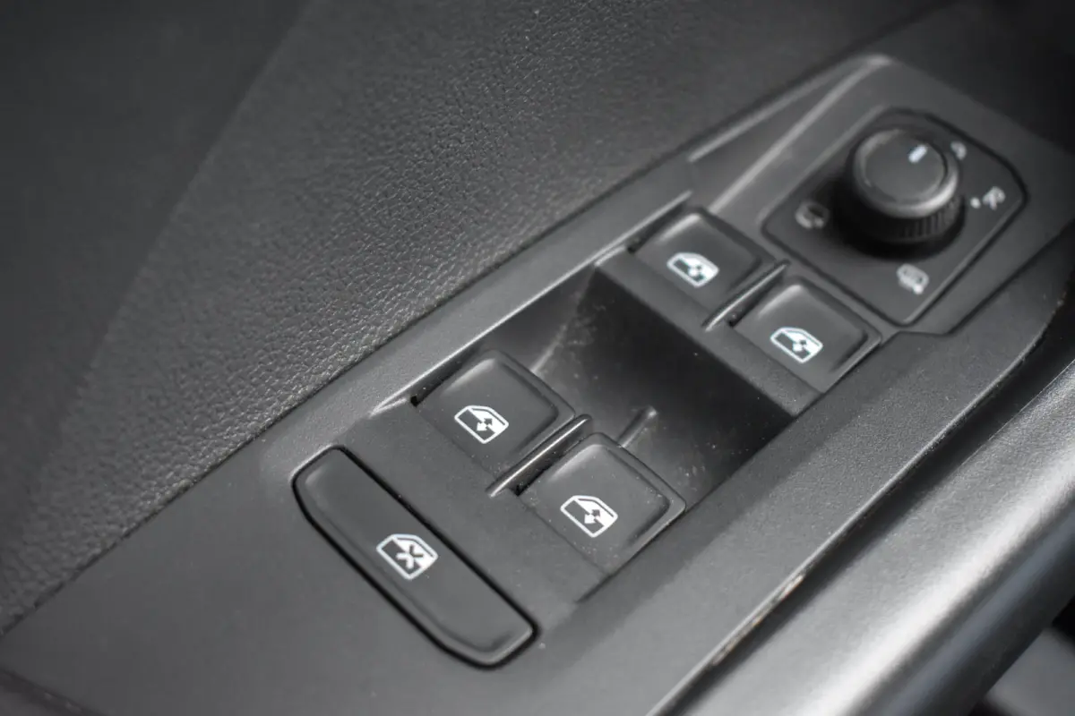 1.0 95PK TSI Life | ACC | PDC Achter | Apple Carplay & Android Auto