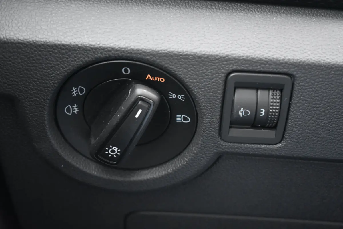 1.0 95PK TSI Life | ACC | PDC Achter | Apple Carplay & Android Auto