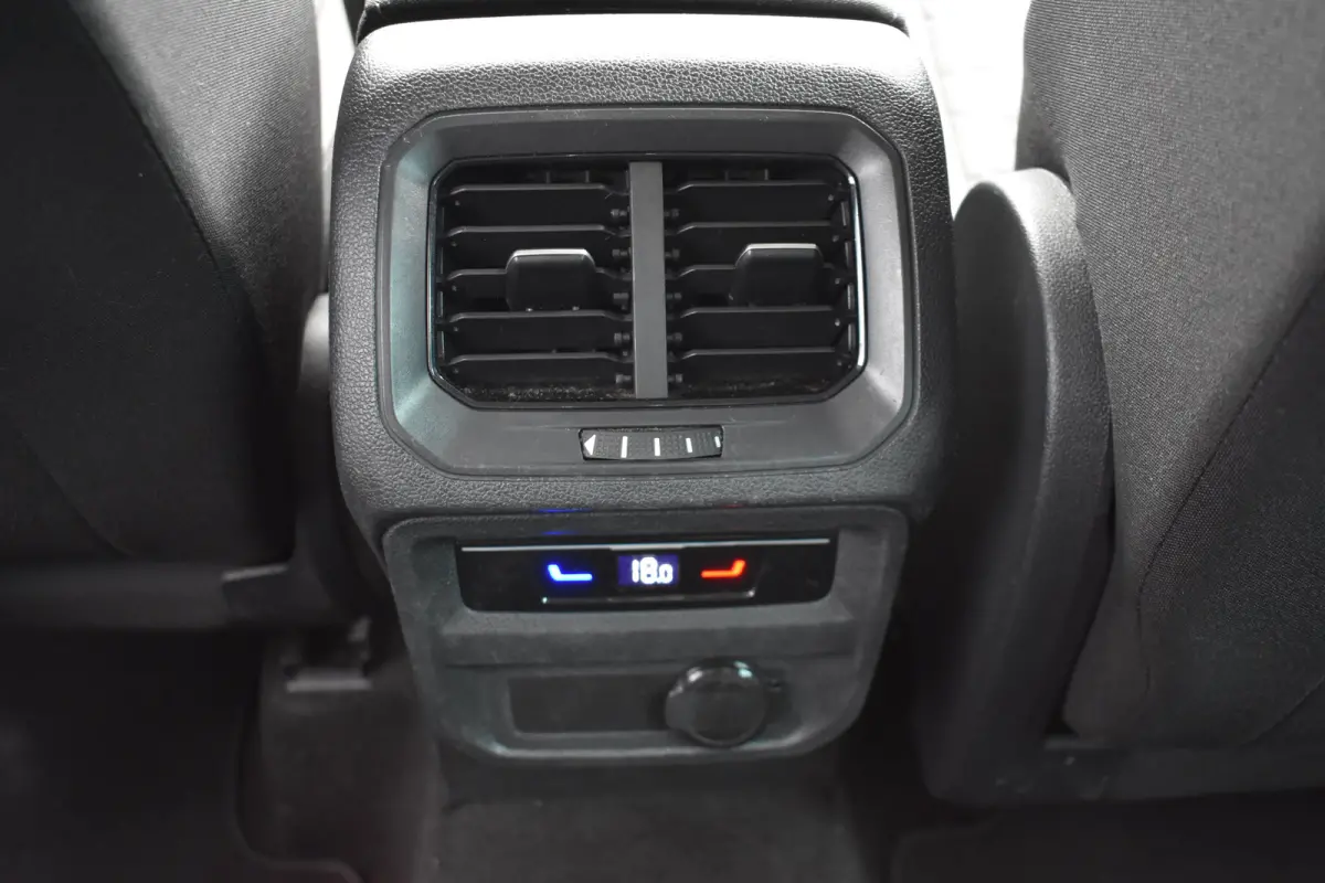 1.5 TSI 150PK DSG-7 Life | NAVI BY APP | STUUR + STOELVERW. | APP CONNECT | CAMERA | STOELVERW.