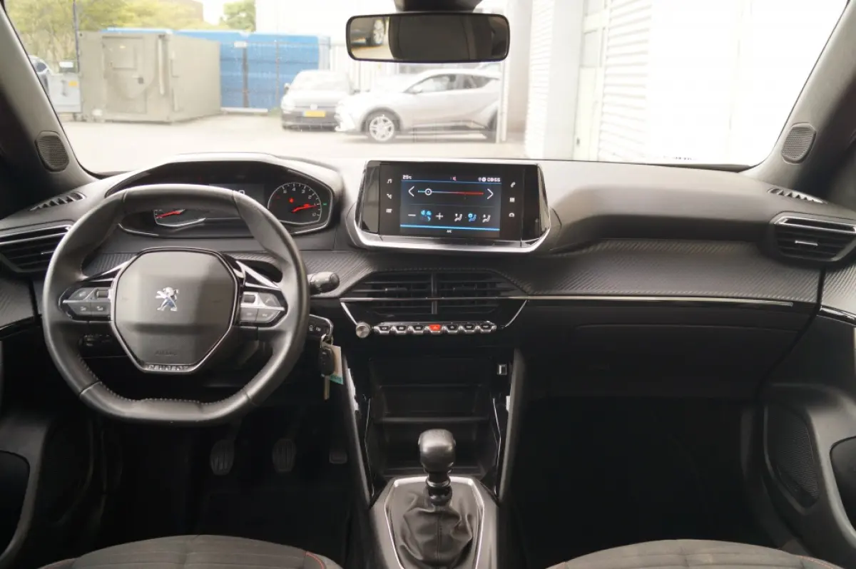 1.2 PureTech Active -AIRCO-PDC-CARPLAY-NW.DISTR.RIEM-