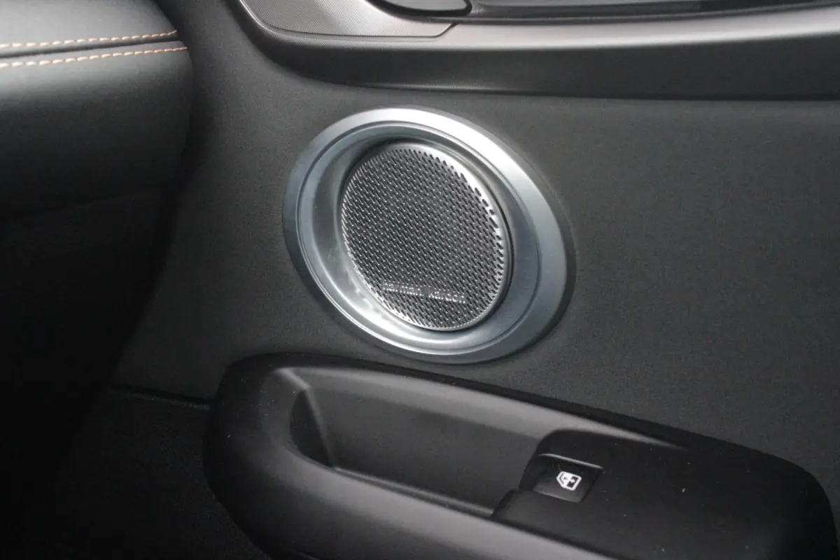 1.3T PHEV 280PK EDIZIONE BUSINESS | AFNEEMBARE TREKHAAK | ALL SEASON BANDEN | PREMIUM PACK: LEDEREN BEKLEDING/GEVENTILEERDE VOORSTOELEN/4-VOUDIG ELEKTRISCH VERSTELBARE LENDESTEUN VOORSTOELEN