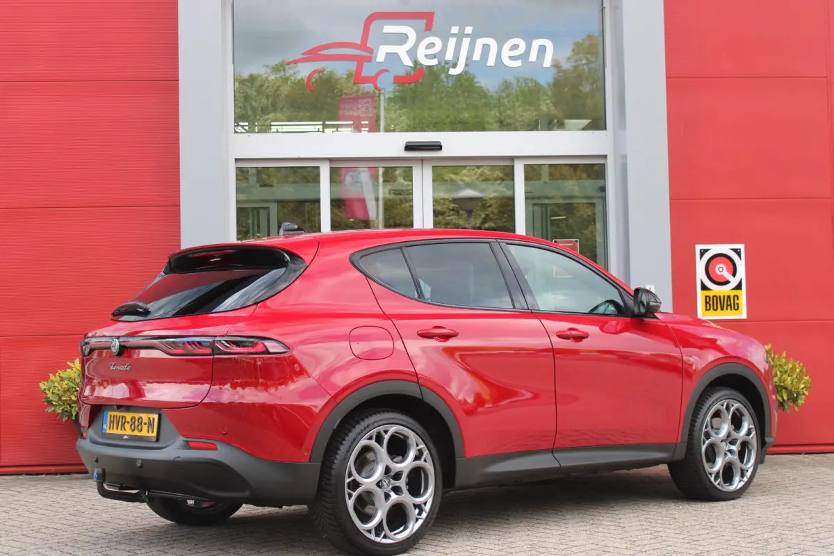1.3T PHEV 280PK EDIZIONE BUSINESS | AFNEEMBARE TREKHAAK | ALL SEASON BANDEN | PREMIUM PACK: LEDEREN BEKLEDING/GEVENTILEERDE VOORSTOELEN/4-VOUDIG ELEKTRISCH VERSTELBARE LENDESTEUN VOORSTOELEN