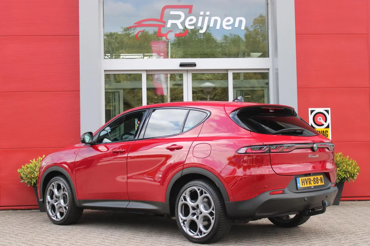 1.3T PHEV 280PK EDIZIONE BUSINESS | AFNEEMBARE TREKHAAK | ALL SEASON BANDEN | PREMIUM PACK: LEDEREN BEKLEDING/GEVENTILEERDE VOORSTOELEN/4-VOUDIG ELEKTRISCH VERSTELBARE LENDESTEUN VOORSTOELEN