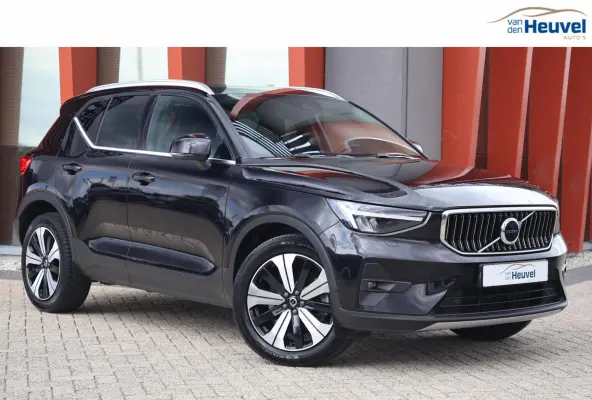T5 Ultimate Bright | Stoelverwarming | Trekhaak | Parkeercamera | Pilot Assist | BLIS | H/K | leder | Keyless