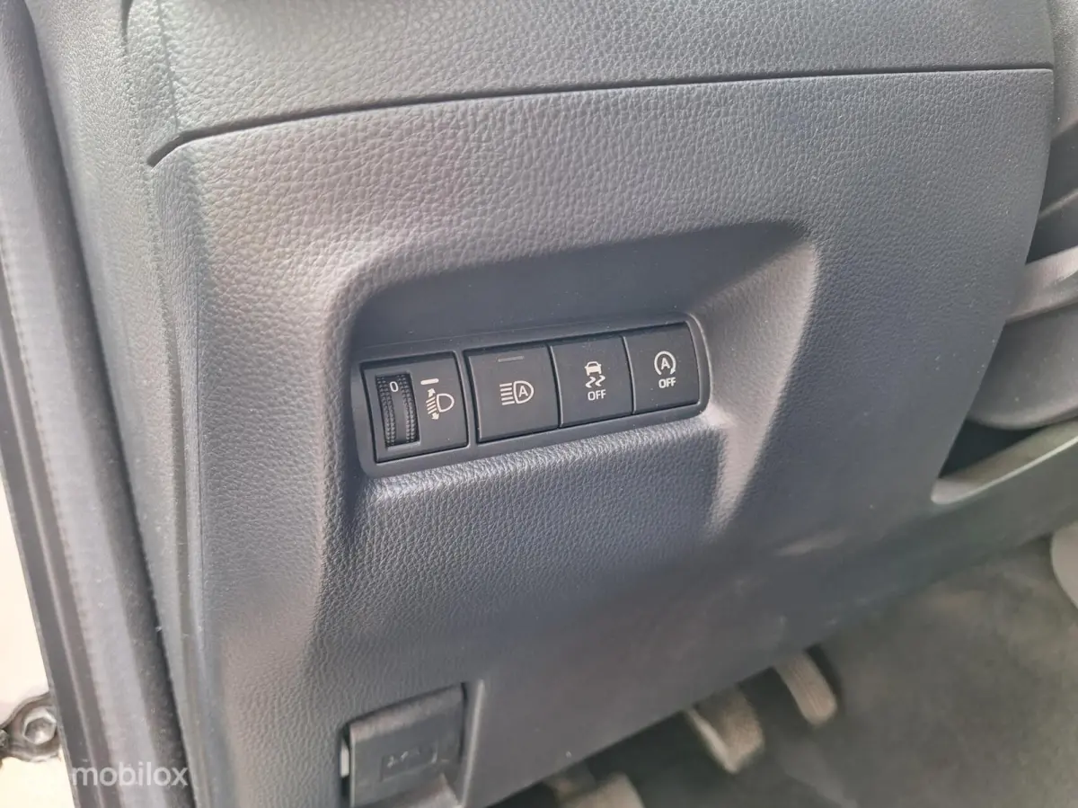 1.0 VVT-i MT Play