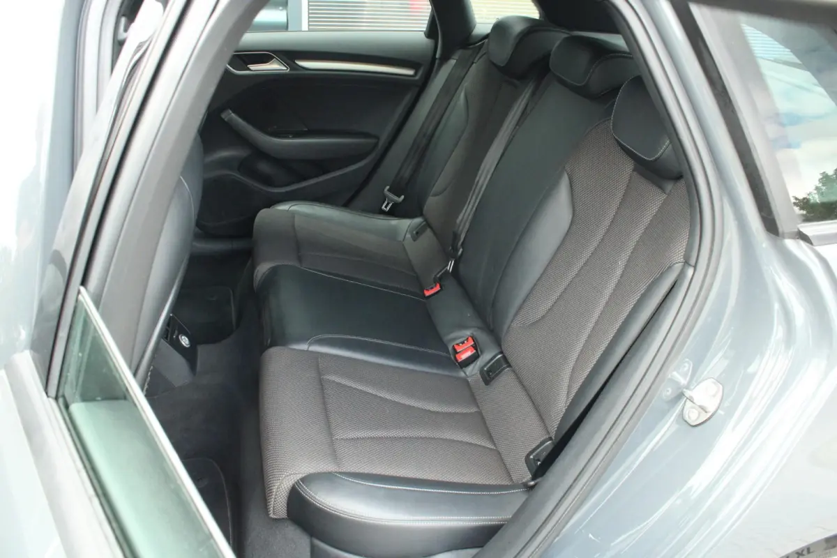 40 TFSI 190pk Sport S Line Edition | Elek. trekhaak | Sportstoelen | Cruise Control