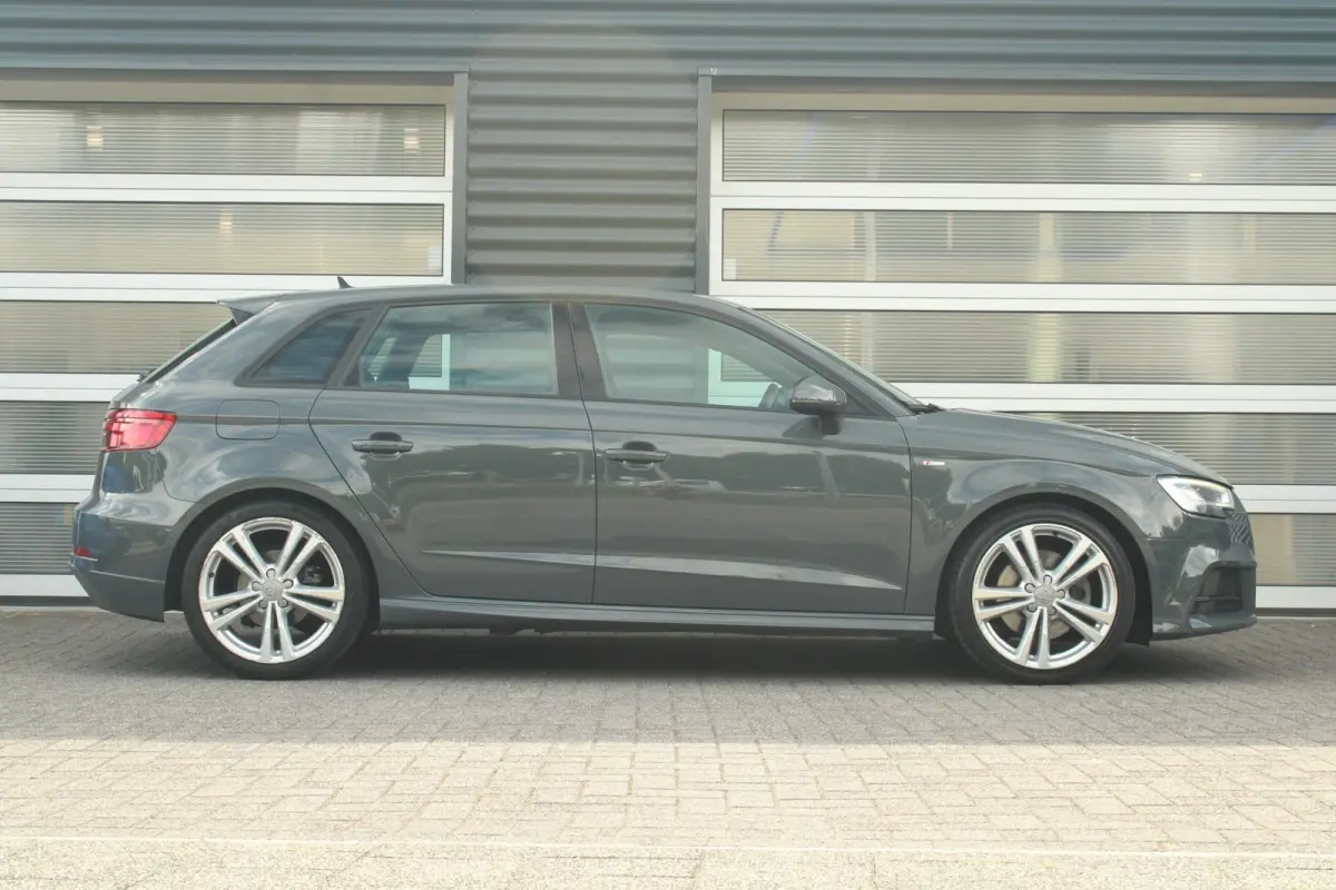 40 TFSI 190pk Sport S Line Edition | Elek. trekhaak | Sportstoelen | Cruise Control