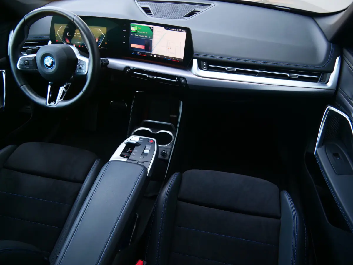 xDrive25e M-Sport 245 Pk Automaat Navi / DAB / Apple Carplay / Camera / Stoelverwarming