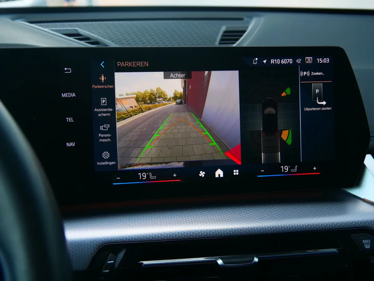xDrive25e M-Sport 245 Pk Automaat Navi / DAB / Apple Carplay / Camera / Stoelverwarming