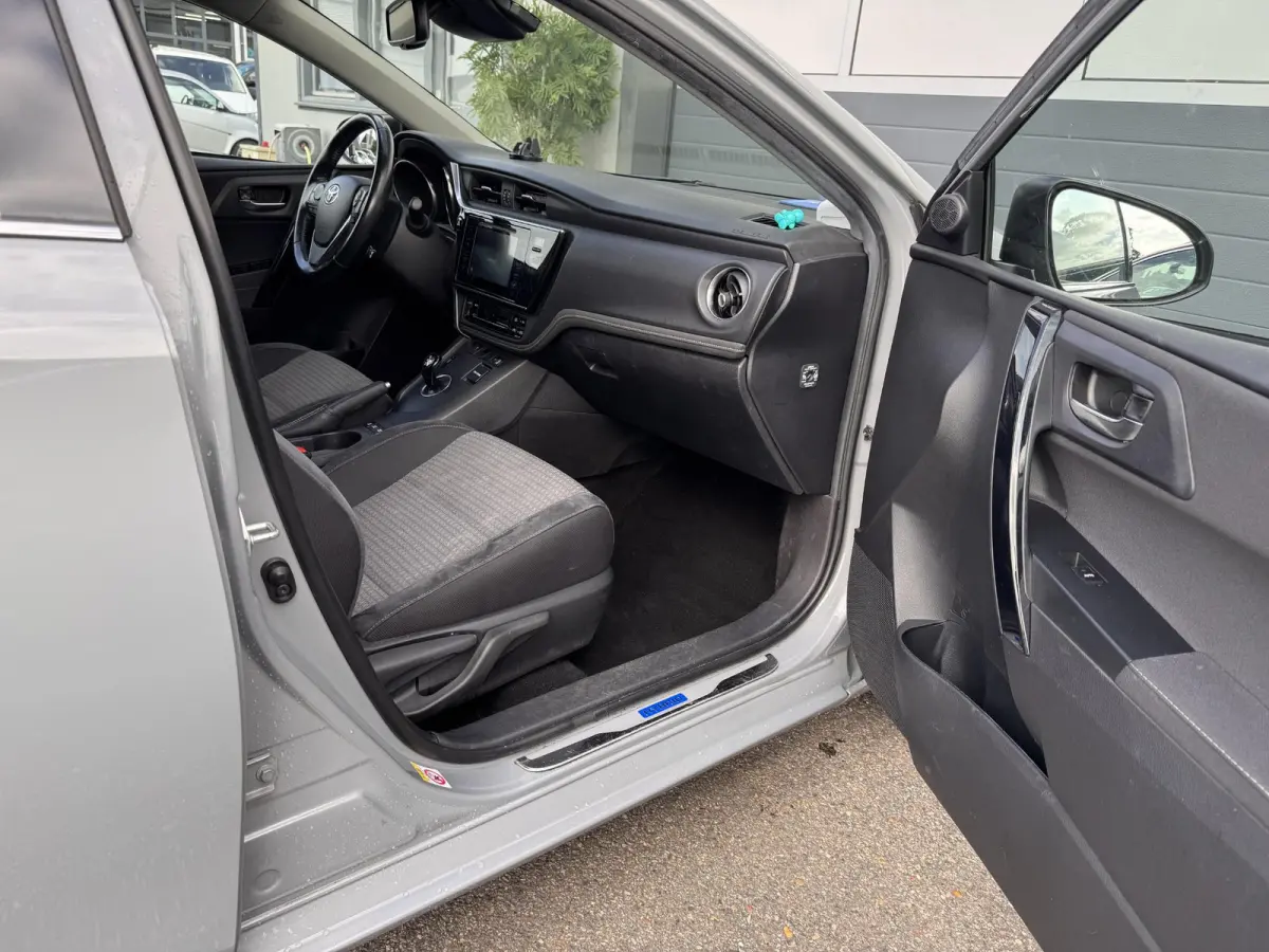 1.8 Hybrid Dynamic Go / NAVI / CRUIS / AIRCO/ GARANTIE /