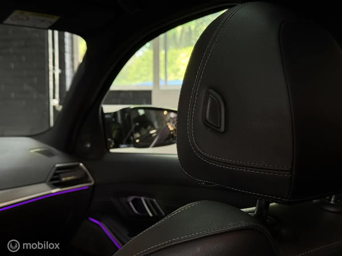 M340i xDrive High Executive LASER PANO HARMAN KA