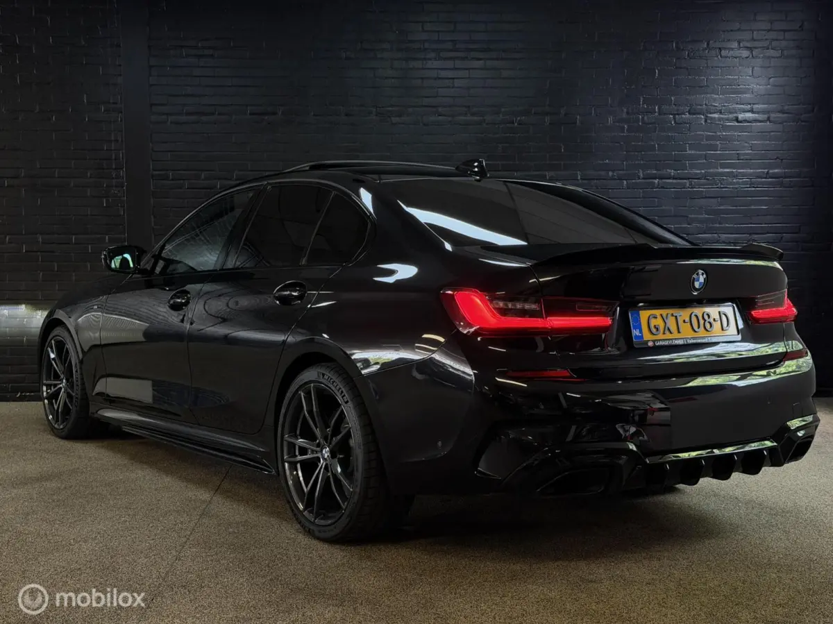 M340i xDrive High Executive LASER PANO HARMAN KA