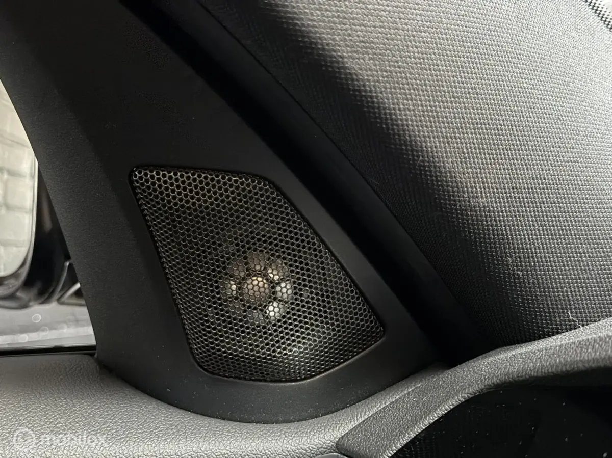 M340i xDrive High Executive LASER PANO HARMAN KA