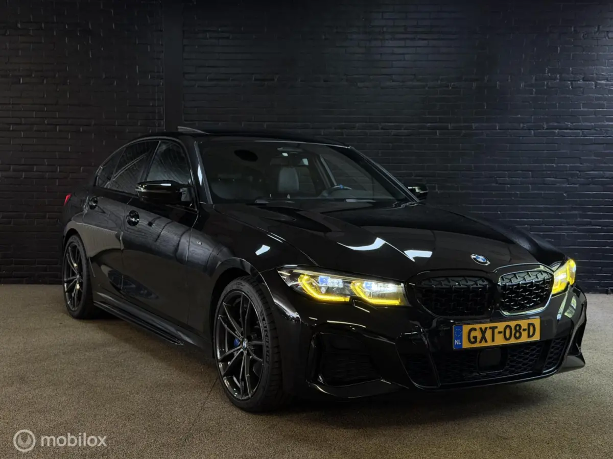 M340i xDrive High Executive LASER PANO HARMAN KA