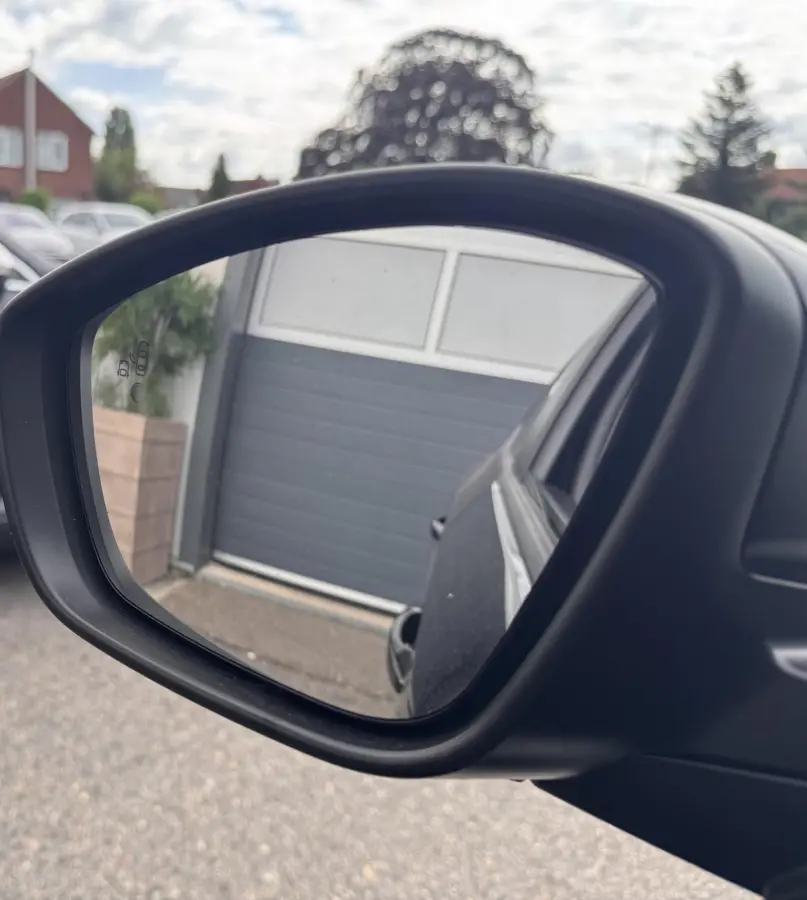 1.2 Turbo Hybrid Edition / APPLE CARPLAY /CAMERA / INTUIL MOGELIJK /