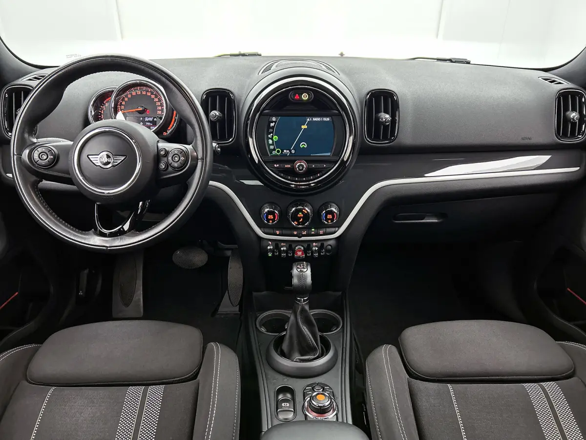 Mini 2.0 Cooper S AANBIEDING!! | LAGE KM! | 192PK | Pano | NL-Auto | Perf onderH | Carplay | ParkSens | Cruise