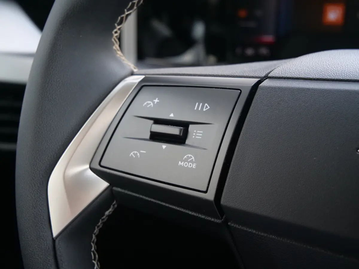 1.2 Turbo Hybrid GS 145 Pk Automaat 7-persoons Navi / DAB / Apple Carplay / Camera