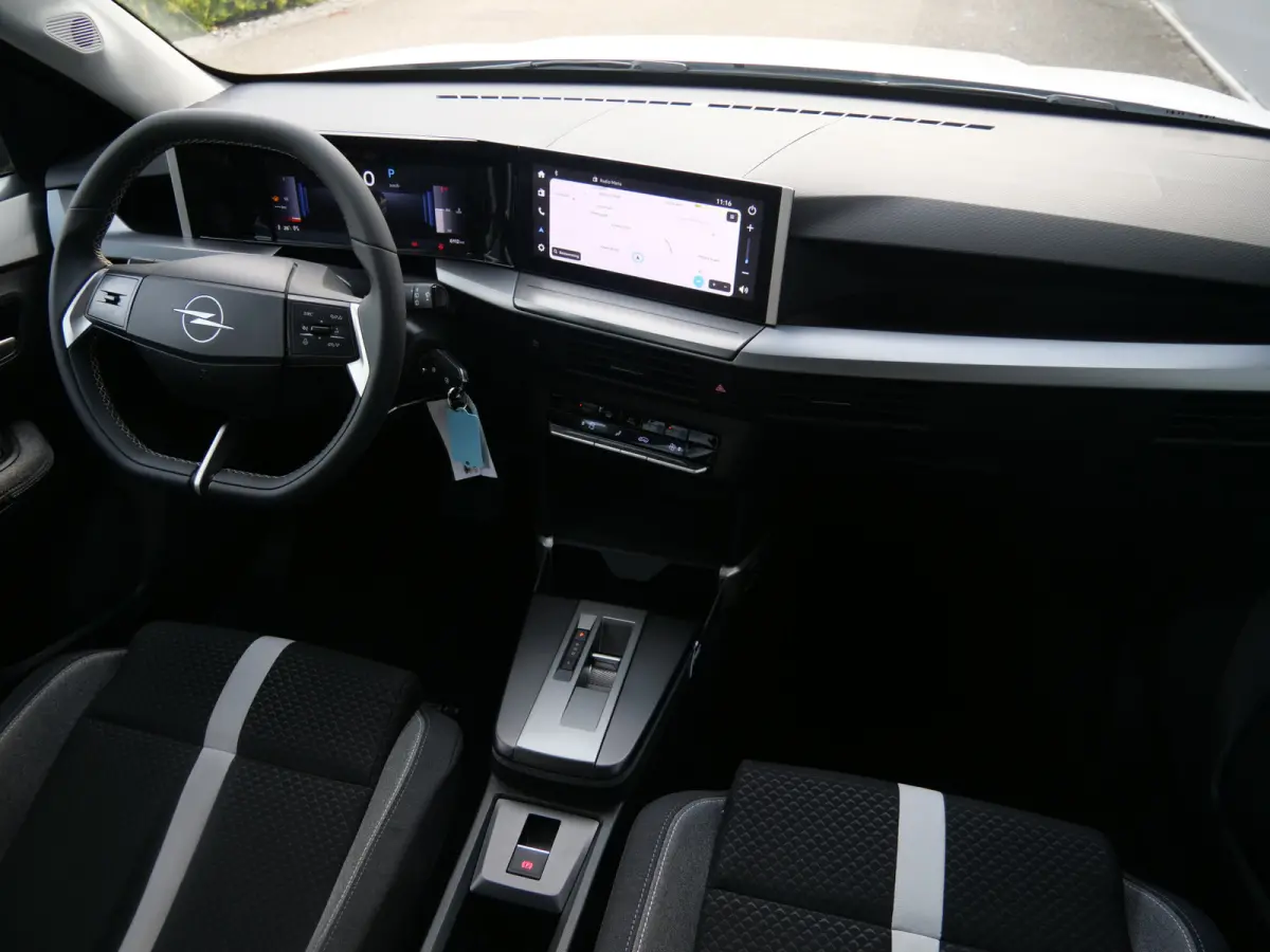 1.2 Turbo Hybrid GS 145 Pk Automaat 7-persoons Navi / DAB / Apple Carplay / Camera