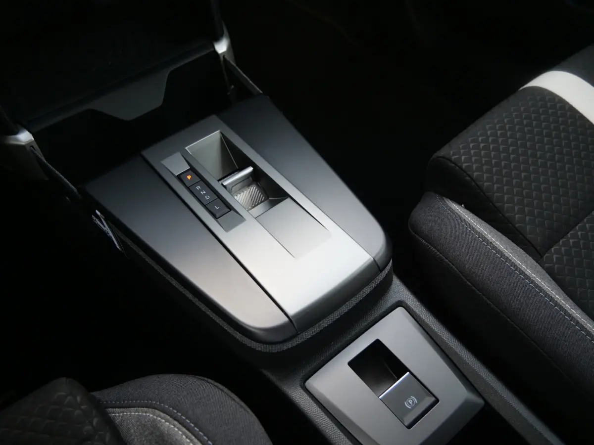 1.2 Turbo Hybrid GS 145 Pk Automaat 7-persoons Navi / DAB / Apple Carplay / Camera
