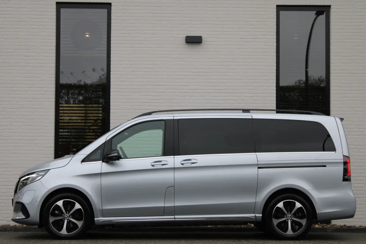 300 L2 / AMG / Luchtvering / 7-Persoons / Burmester / Elec Stoelen / Vol Opties / NIEUWSTAAT
