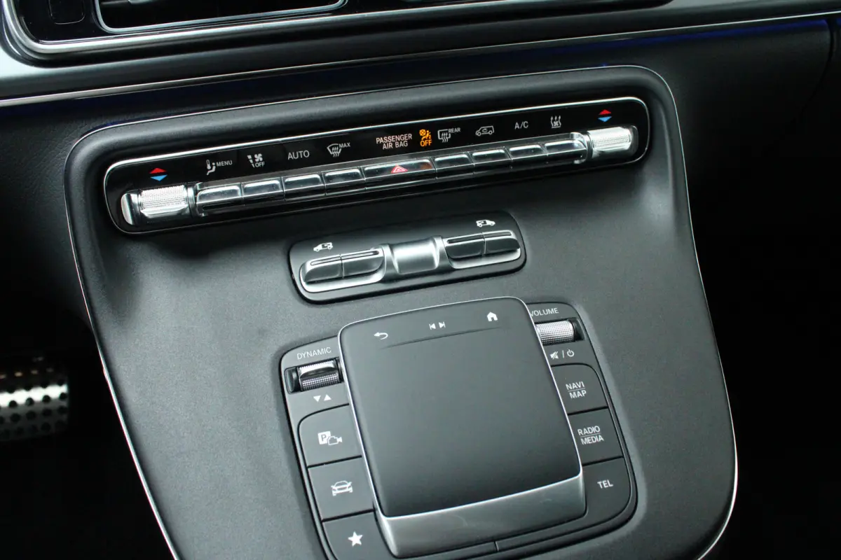 300 L2 / AMG / Luchtvering / 7-Persoons / Burmester / Elec Stoelen / Vol Opties / NIEUWSTAAT