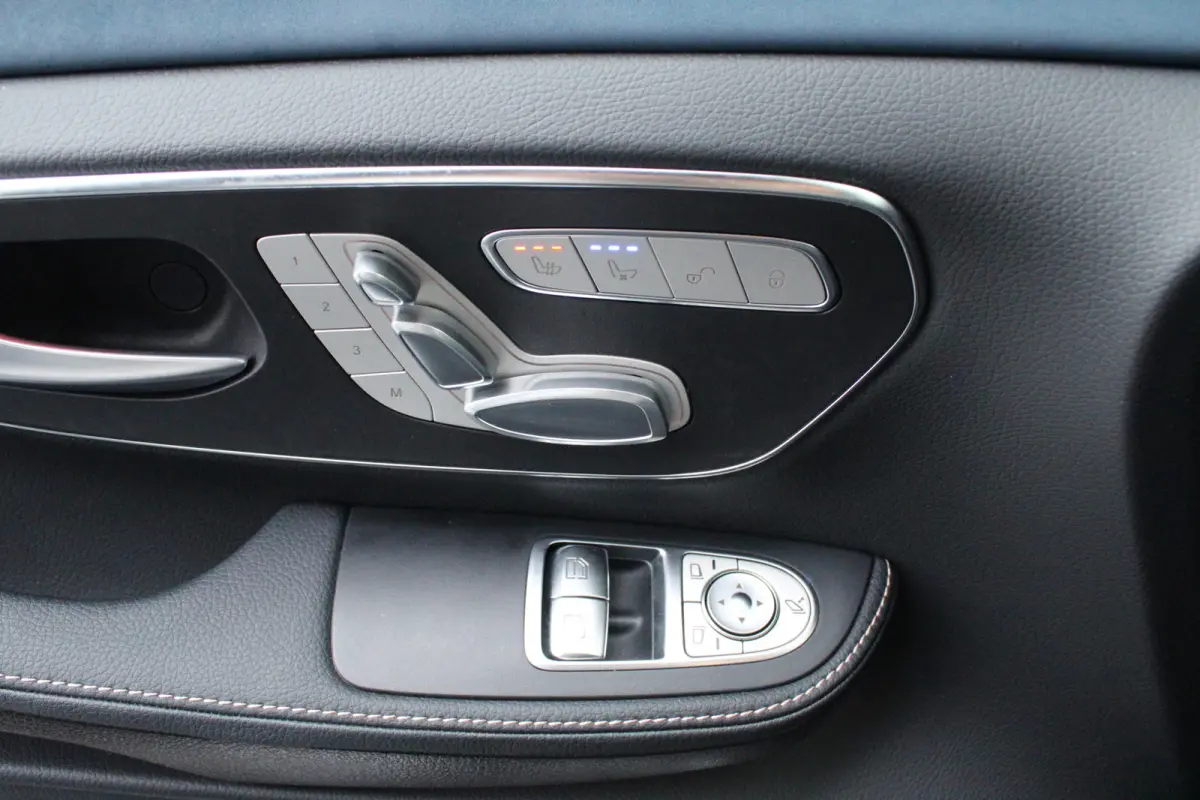 300 L2 / AMG / Luchtvering / 7-Persoons / Burmester / Elec Stoelen / Vol Opties / NIEUWSTAAT