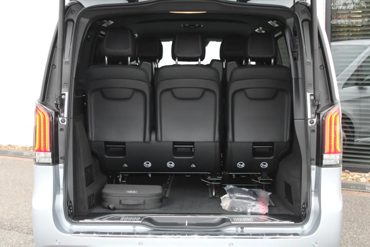 300 L2 / AMG / Luchtvering / 7-Persoons / Burmester / Elec Stoelen / Vol Opties / NIEUWSTAAT
