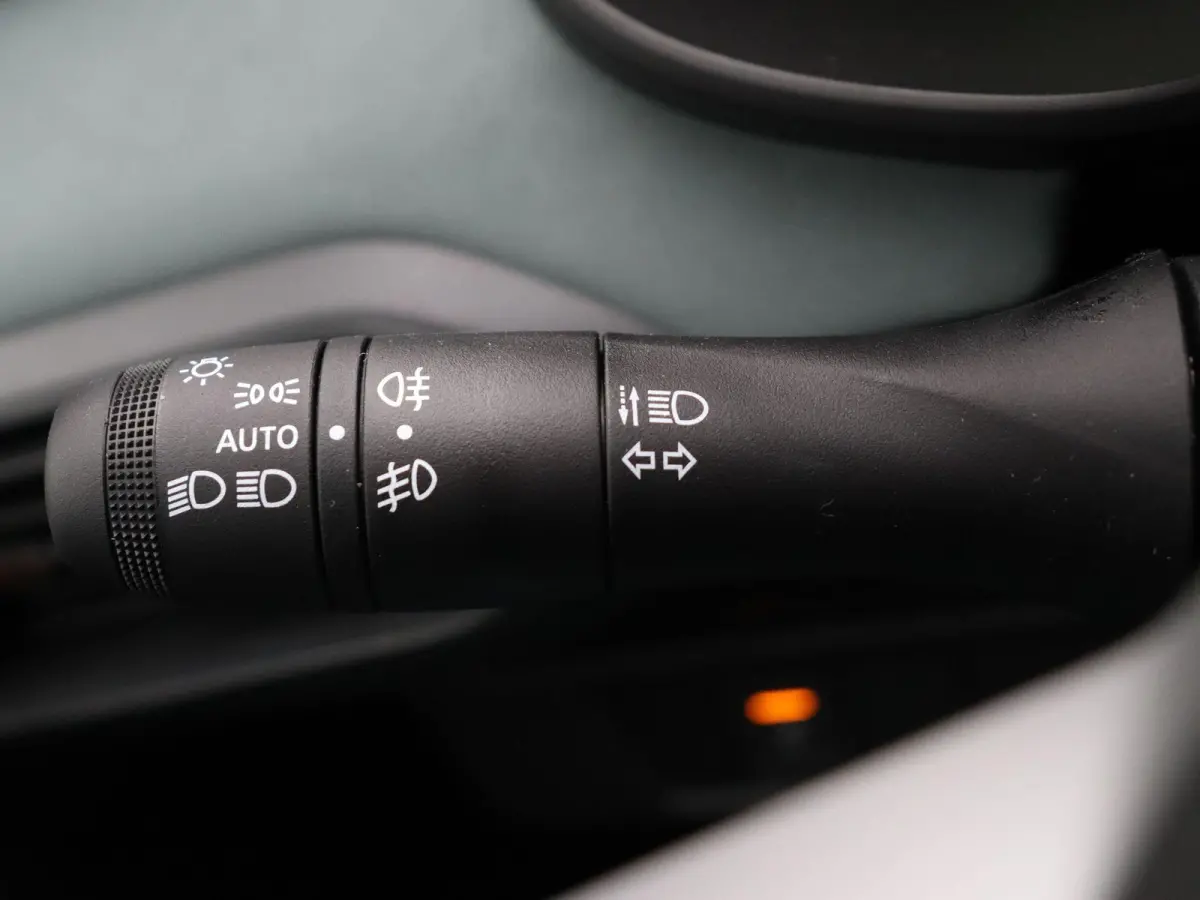 TCe 110pk limited edition | Climate control | Elek. handrem | Achteruitrijcamera | Cruise control |