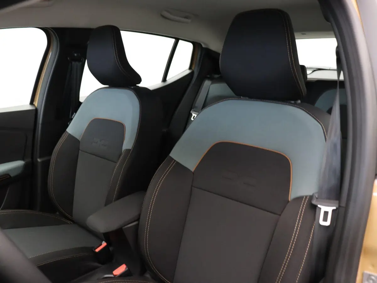 TCe 110pk limited edition | Climate control | Elek. handrem | Achteruitrijcamera | Cruise control |