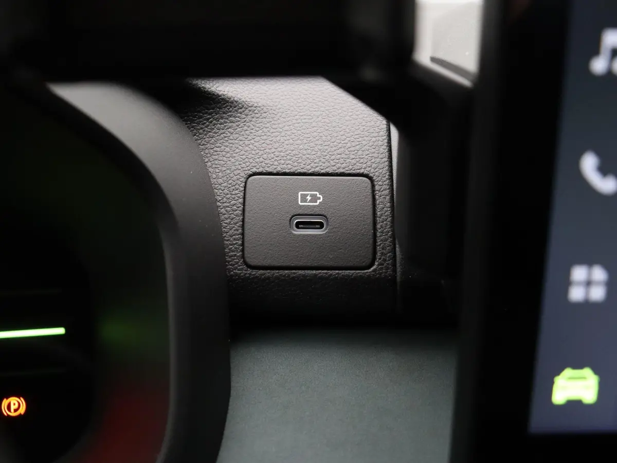 TCe 110pk limited edition | Climate control | Elek. handrem | Achteruitrijcamera | Cruise control |