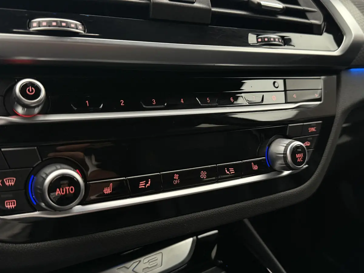 xDrive30e High Executive M Sport Leer Xenon Camera