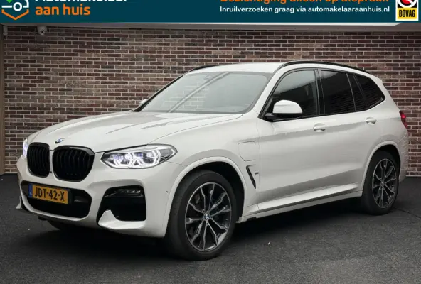 xDrive30e High Executive M Sport Leer Xenon Camera