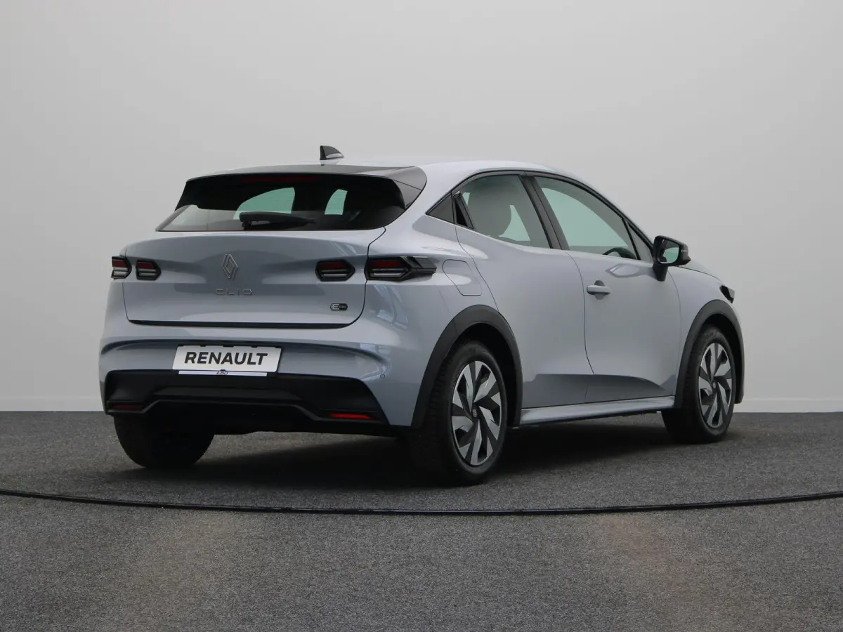 Hybrid 160pk evolution | Vijf jaar garantie | All season banden | Adaptieve cruise control | Apple carplay / Android auto |