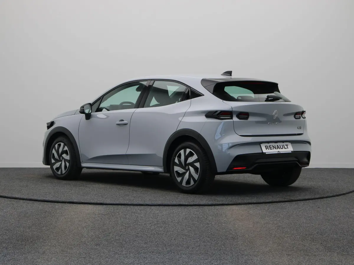 Hybrid 160pk evolution | Vijf jaar garantie | All season banden | Adaptieve cruise control | Apple carplay / Android auto |