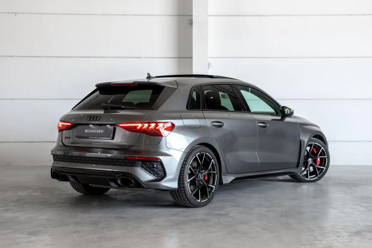 RS 3 2.5 TFSI Quattro / Pano / PPF / Dlr. ond. / B&O / Adaptive Cruise / Rode Sportstoelen