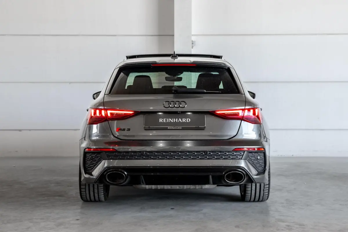 RS 3 2.5 TFSI Quattro / Pano / PPF / Dlr. ond. / B&O / Adaptive Cruise / Rode Sportstoelen