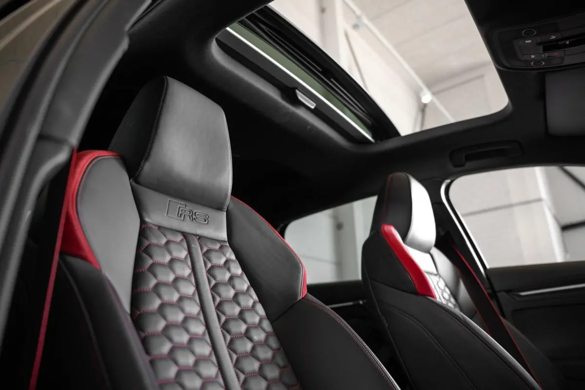 RS 3 2.5 TFSI Quattro / Pano / PPF / Dlr. ond. / B&O / Adaptive Cruise / Rode Sportstoelen