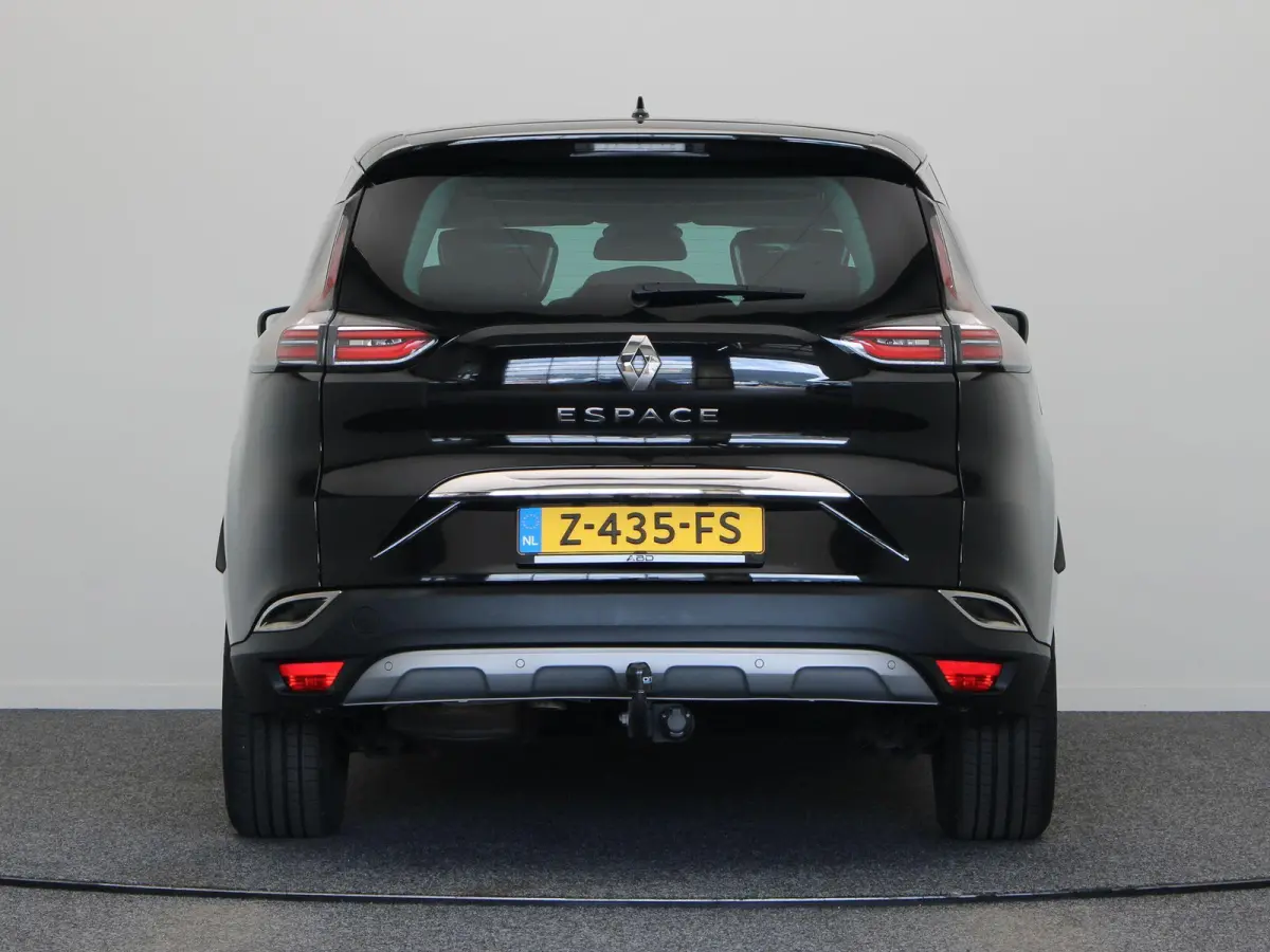 1.8 TCe Initiale Paris 5p. | Automaat | Trekhaak  | Climate Control | Elektrische verstelbare Stoelen |