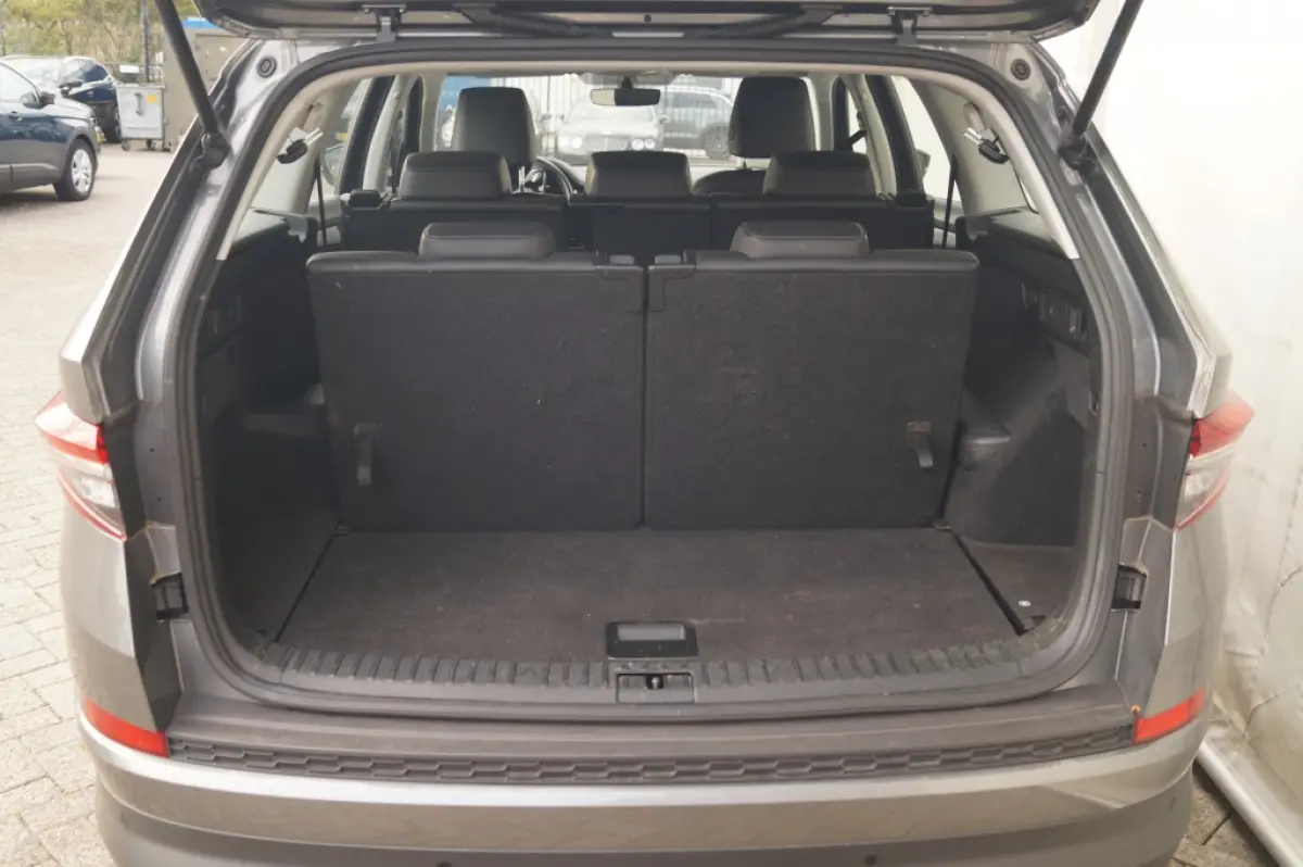 1.5 TSI 150pk DSG Business Edition 7-persoons -NAVI-ECC-PDC-