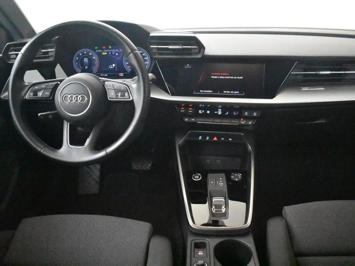 30 TFSI Business edition 110Pk DSG/AUTO | Navigatie | App Connect | Keyless entry/start | Stoelverwarming | Parkeersensoren voor/achter | DAB | LED | 16"LMV