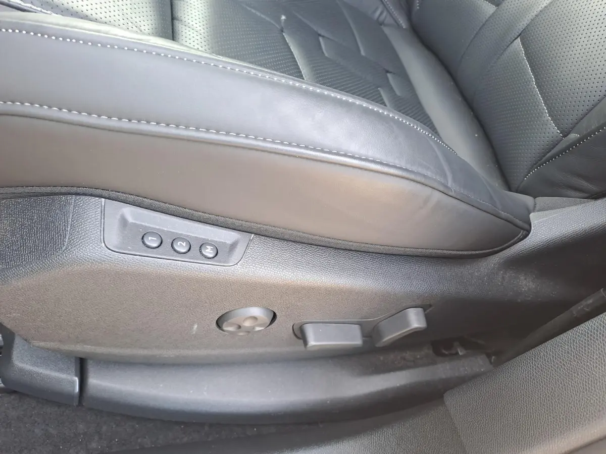 1.6 PHEV 300 4x4 Etoile | MASSAGE | LEDER | ADAPTIVE CRUISE | MEMORY SEATS | 2025