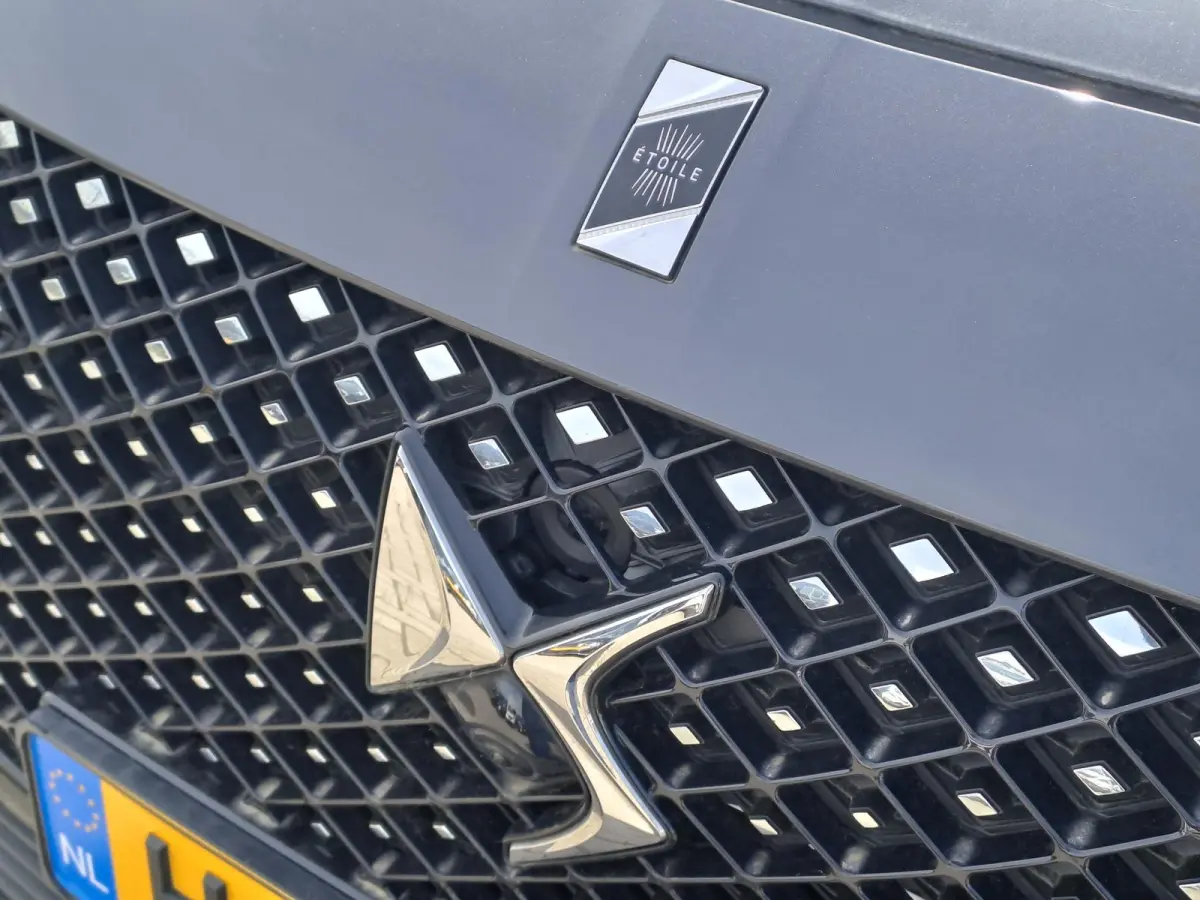 1.6 PHEV 300 4x4 Etoile | MASSAGE | LEDER | ADAPTIVE CRUISE | MEMORY SEATS | 2025