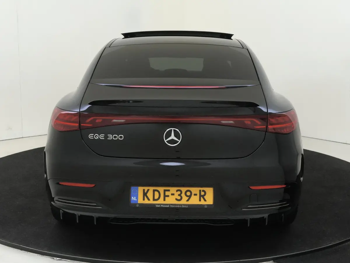300 Business Solution AMG 90 kWh / Luchtvering / Panaroma-dak / Memory-Stoelen /