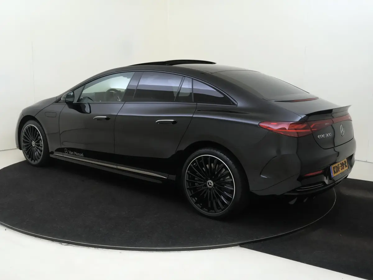 300 Business Solution AMG 90 kWh / Luchtvering / Panaroma-dak / Memory-Stoelen /