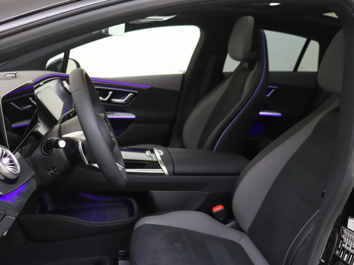 300 Business Solution AMG 90 kWh / Luchtvering / Panaroma-dak / Memory-Stoelen /