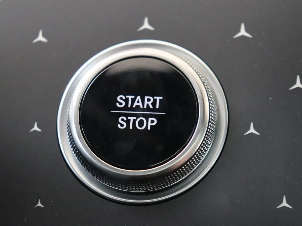 300 Business Solution AMG 90 kWh / Luchtvering / Panaroma-dak / Memory-Stoelen /