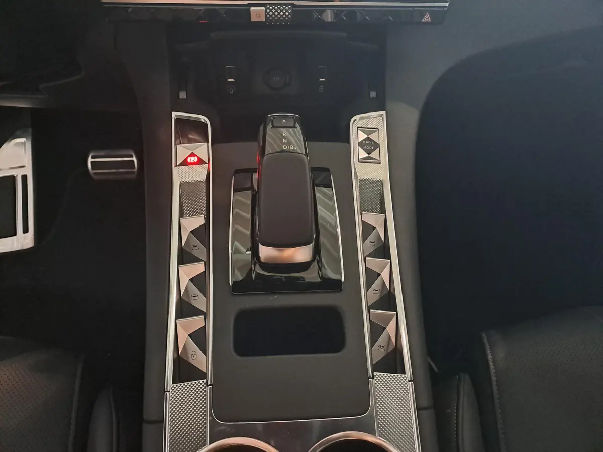 1.6 PHEV 300 4x4 Etoile