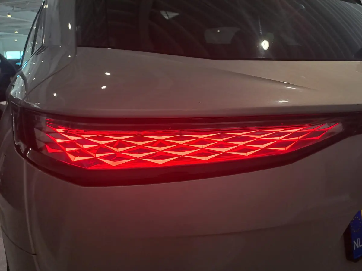 1.6 PHEV 300 4x4 Etoile