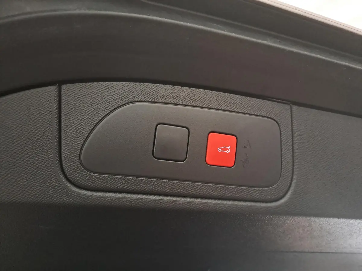 1.6 PHEV 300 4x4 Etoile