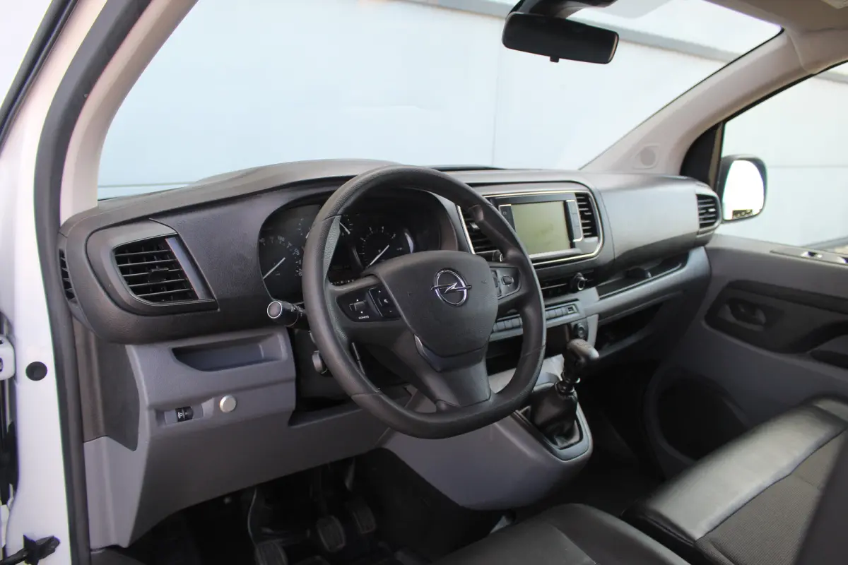 1.5 CDTI L3H1 DC Selection | Trekhaak | Camera | Dodehoeksens. | Airco | Cruise | Navi | Carplay | DAB | Trekhaak | Camera | Dodehoeksens. | Airco | Cruise | Navi | Carplay | DAB |